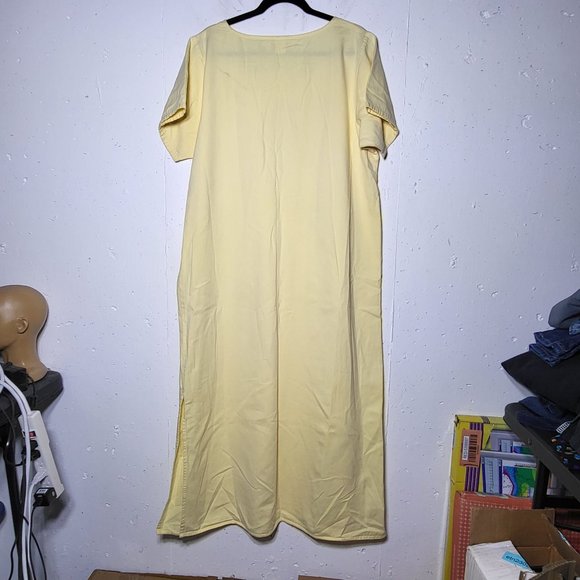 R & B Collections Womens Yellow Floral Embroidered Maxi Dress Size XL Muumuu - Picture 2 of 11